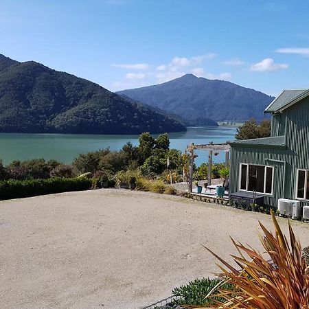 Moana Haven B&B Havelock Exterior photo